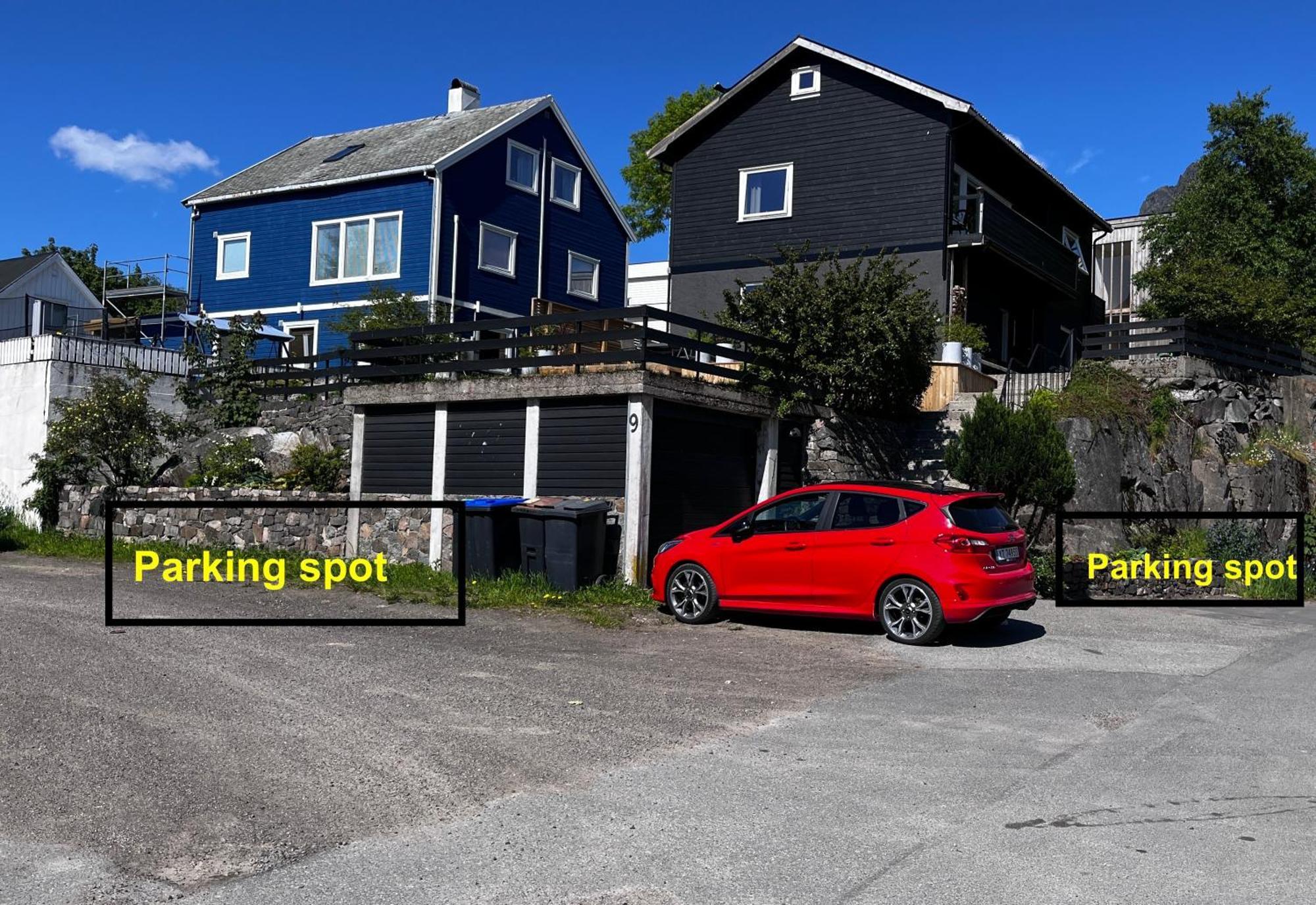 Stroken Liten Leilighet I Svolvaer. Buitenkant foto